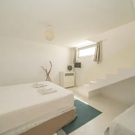 Villa Kalithea-hills With Pool For 8 Up To 12 In Rhodes Town *