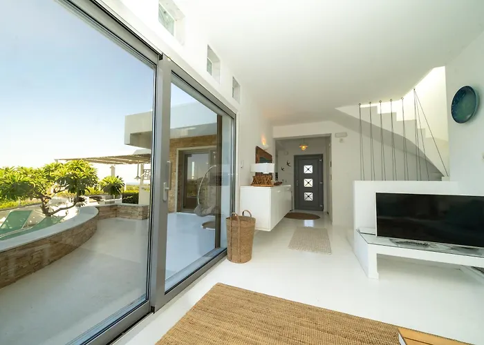 Kalithea-hills With Pool For 8 Up To 12 In Rhodes Town Asgourou