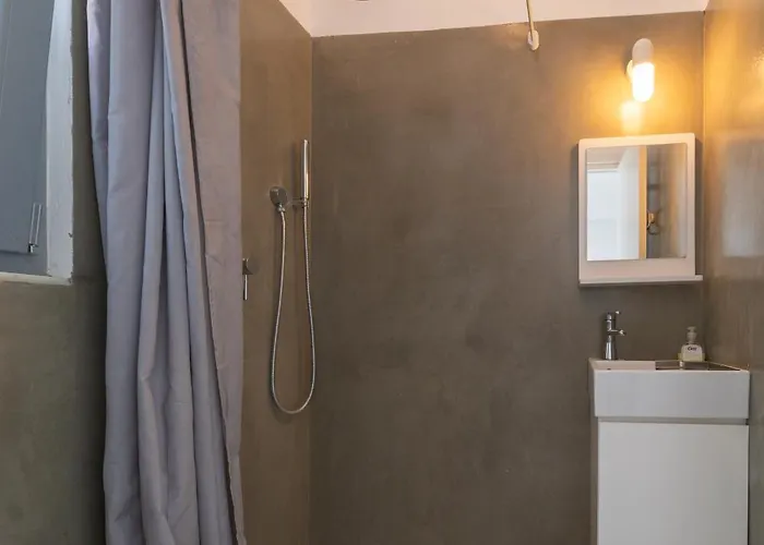 Villa Kalithea-hills With Pool For 8 Up To 12 In Rhodes Town *